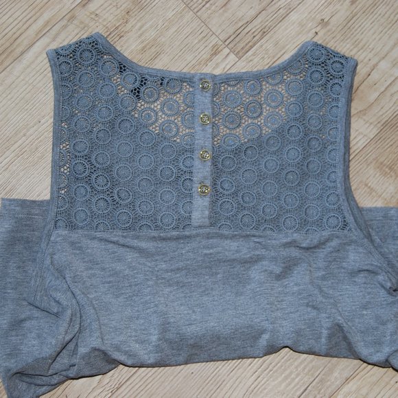 Banana Republic crochet lace back tank - Picture 4 of 6